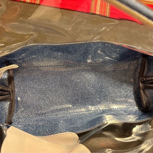 Danielle Nicole Disney Belle makeup pouch - Picture 6 of 6